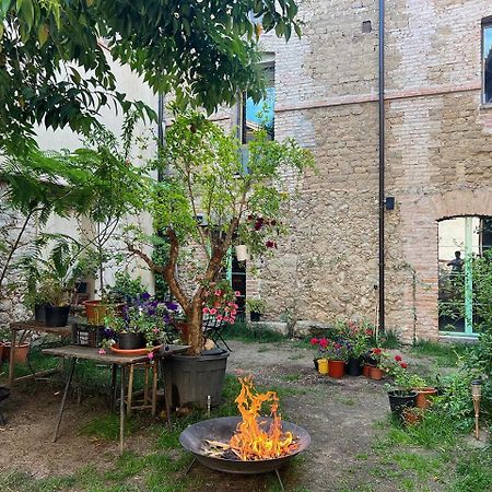 Duplex Independiente Con Patio Y Piscina La Nueva Канделеда Екстер'єр фото