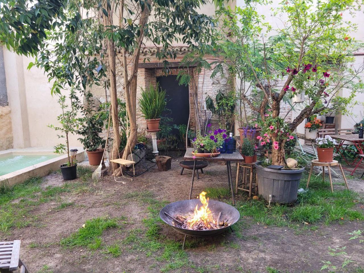 Duplex Independiente Con Patio Y Piscina La Nueva Канделеда Екстер'єр фото